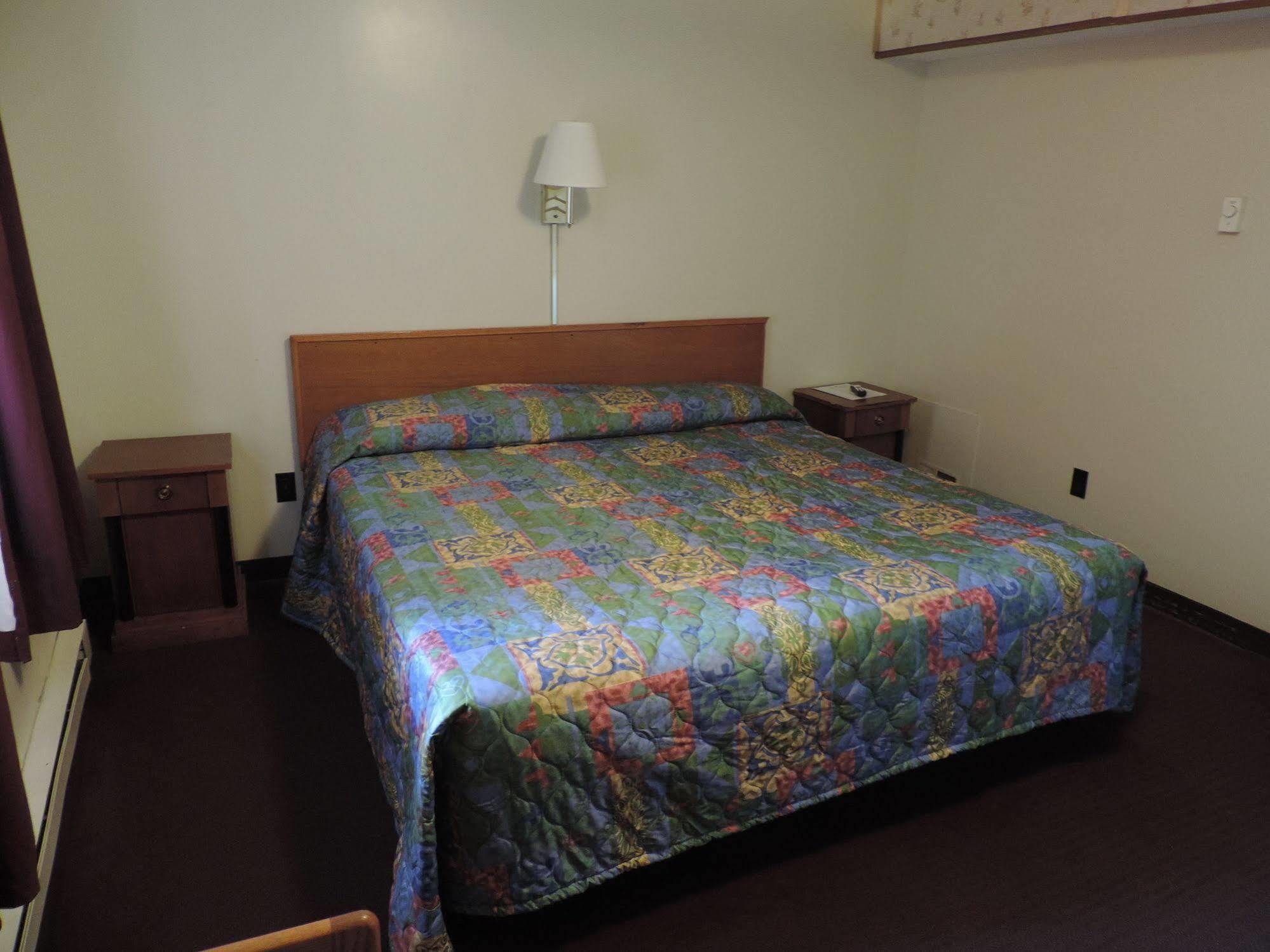 North Country American Inn Kalkaska Zewnętrze zdjęcie